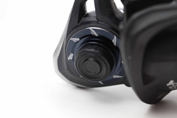 Savage Gear SGS8 6000 FD Reel - Image 3